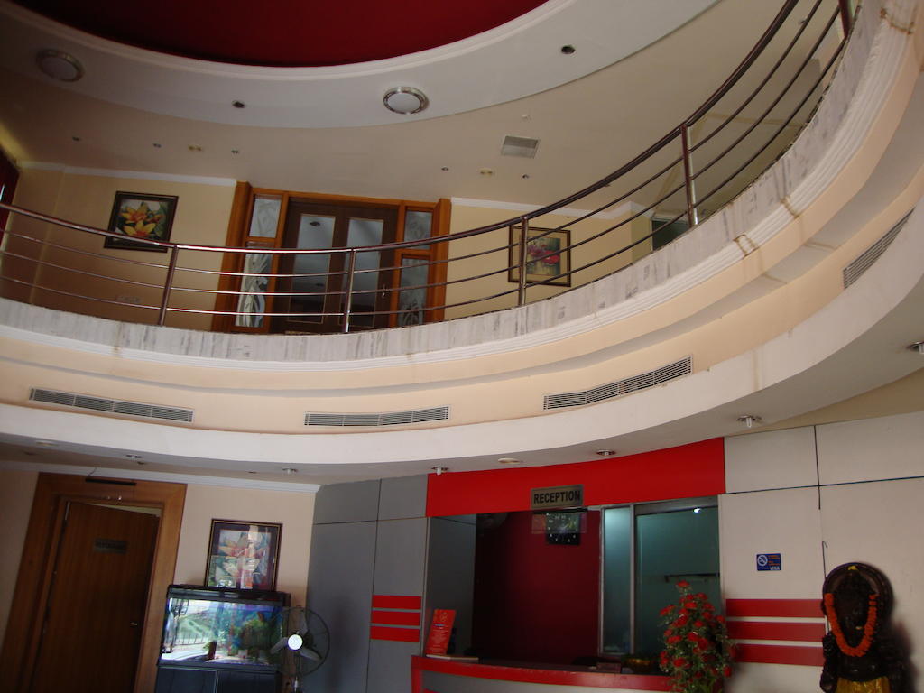 Bari International Hotel Bhuvanesvar Kültér fotó